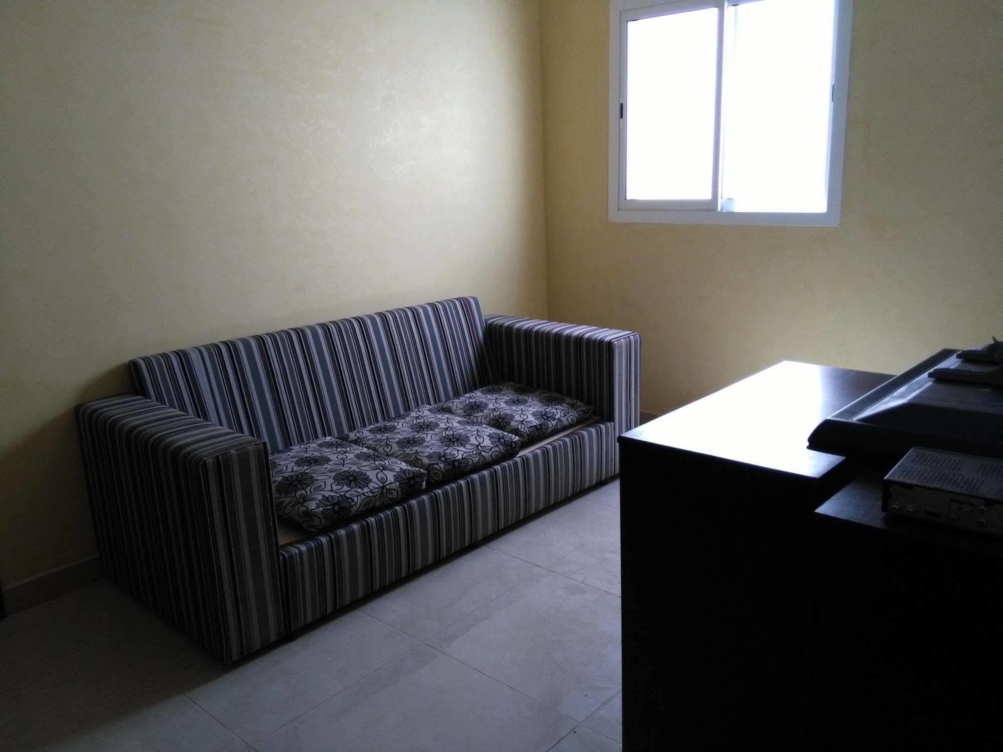 Aram Hotel