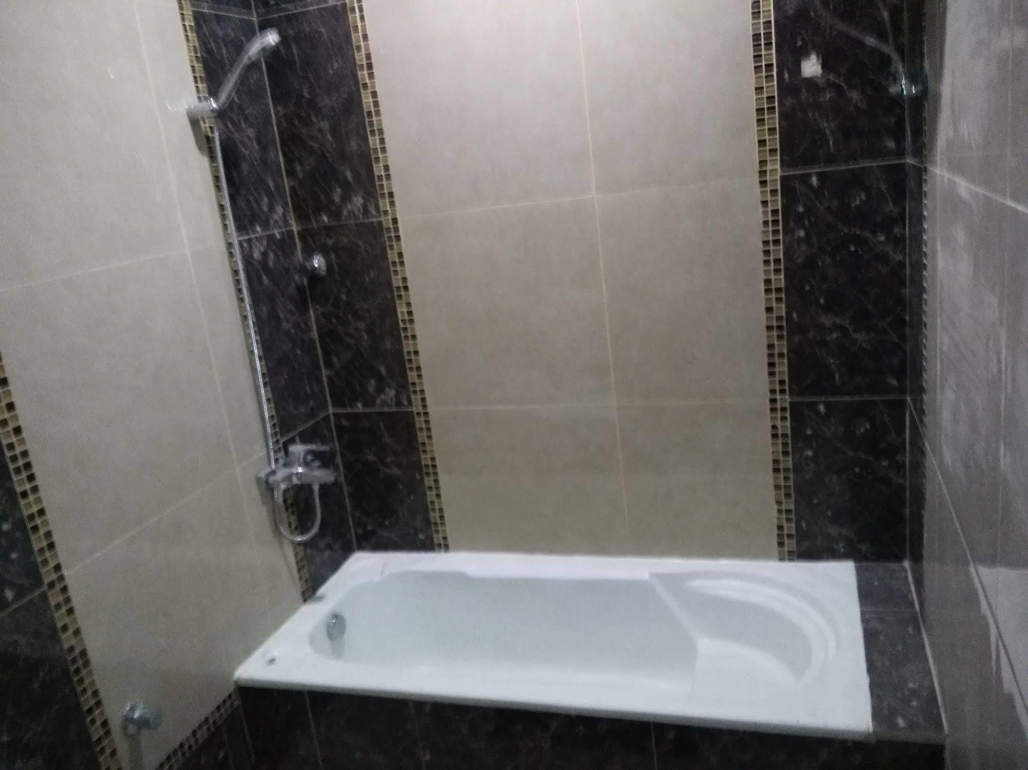 Aram Hotel 3*