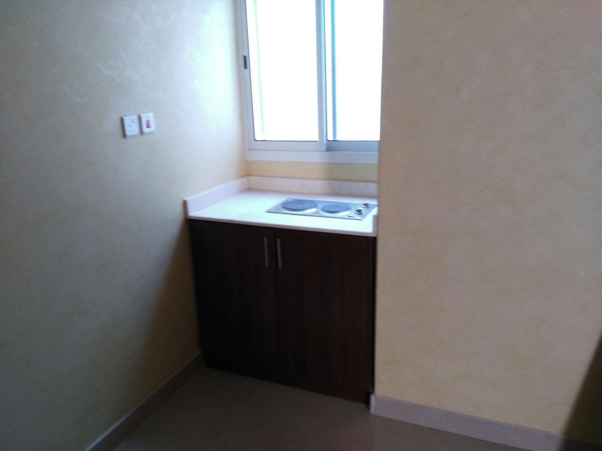 Aram Hotel 3*